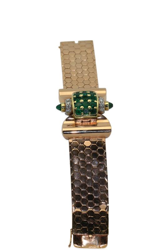 Retro Diamond Emerald Covered Wristwatch
