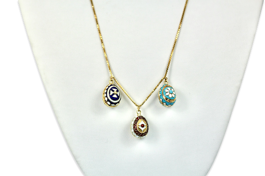 18K Yellow Gold Russian Enamel Egg Necklace