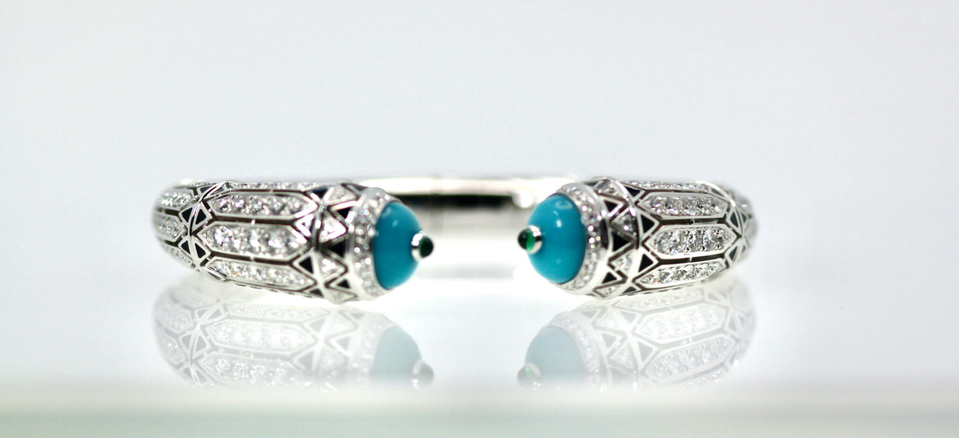 Cartier 2022 release bracelet with 12.73ct diamonds