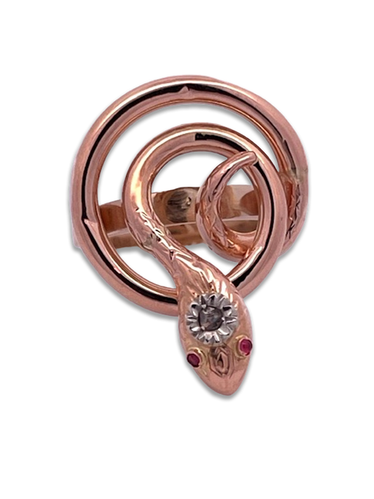 15K Gold Snake Ring with Diamond