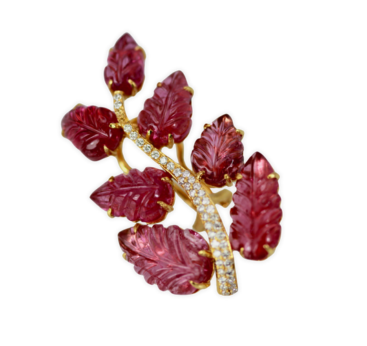 Leaf-shaped rubellite