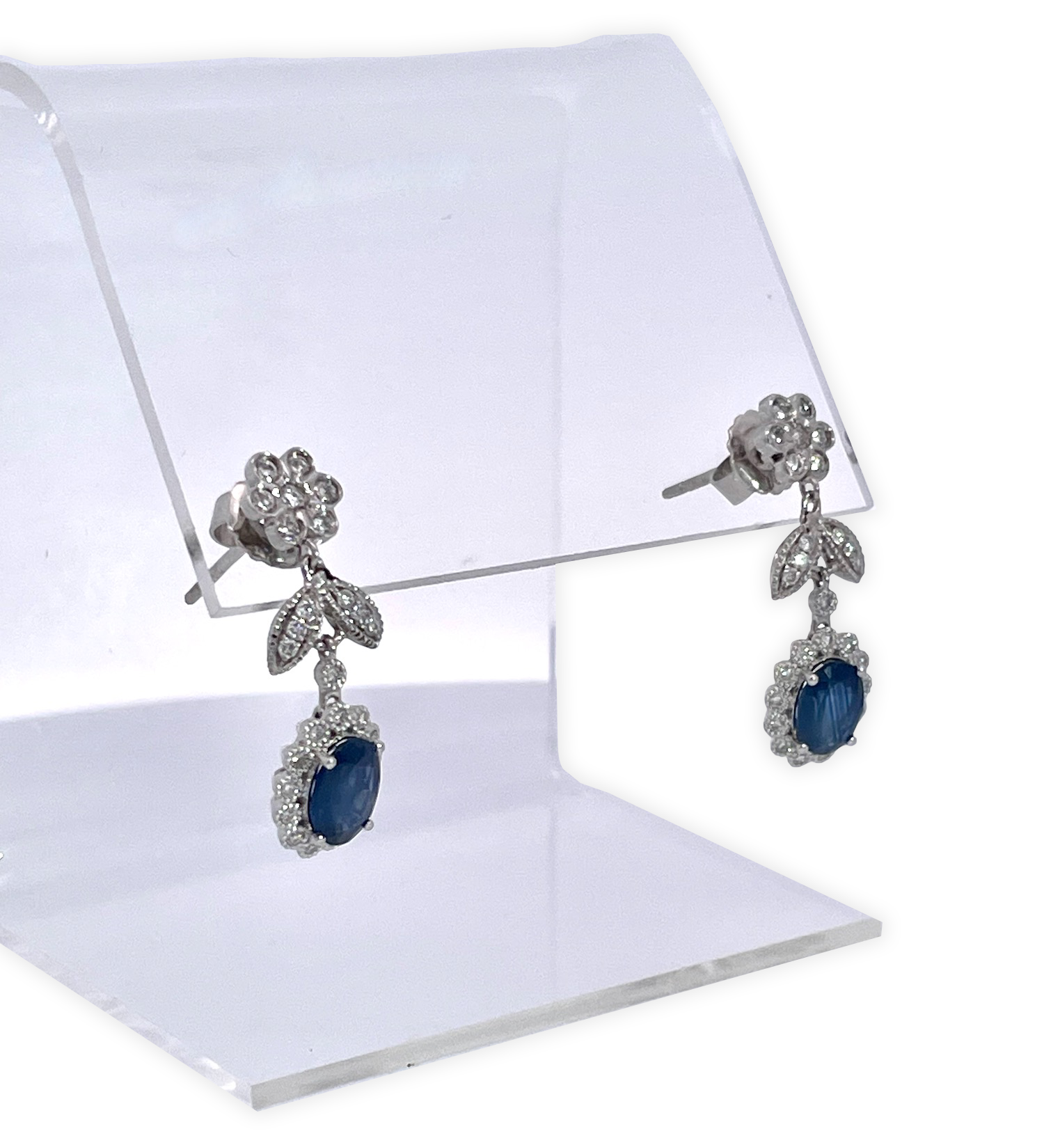 Drop earrings with sapphires