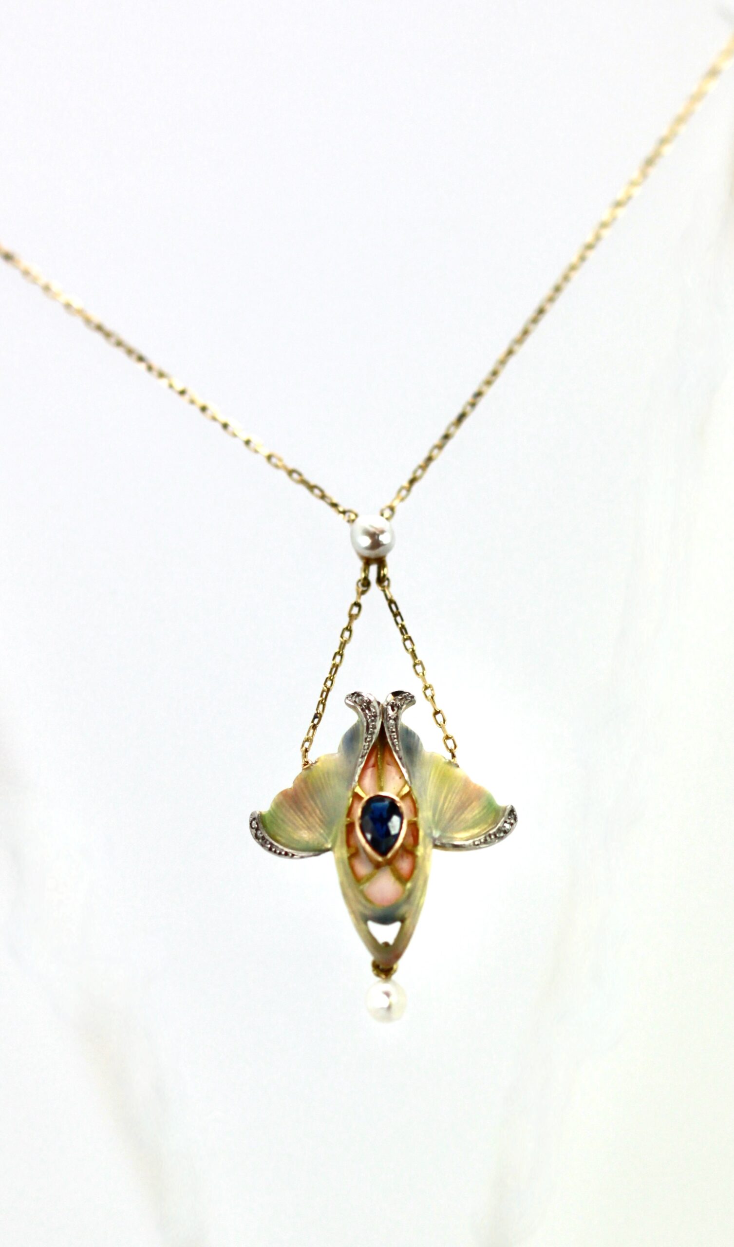 Vintage enamel pendant, 14K