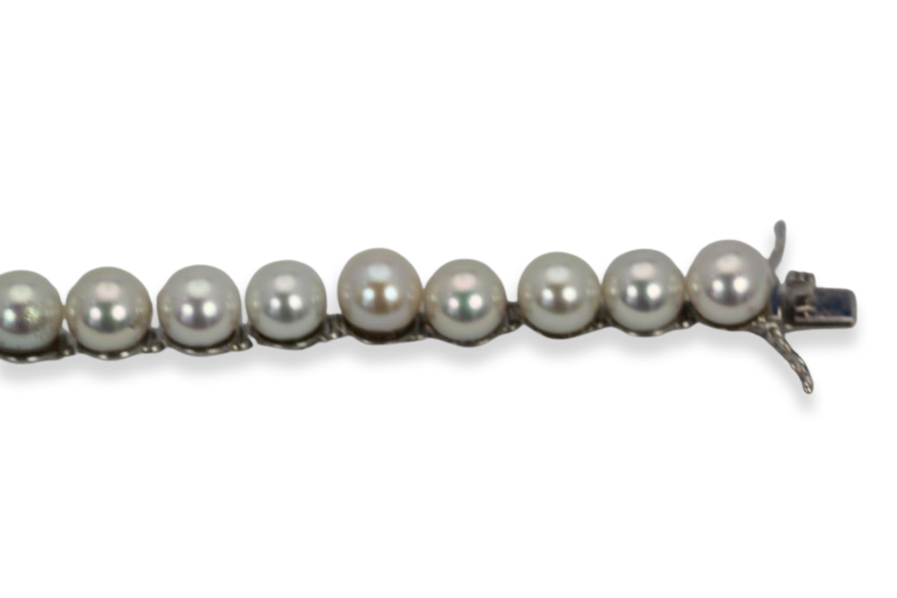 Estate Akoya Pearl Bracelet With Diamonds