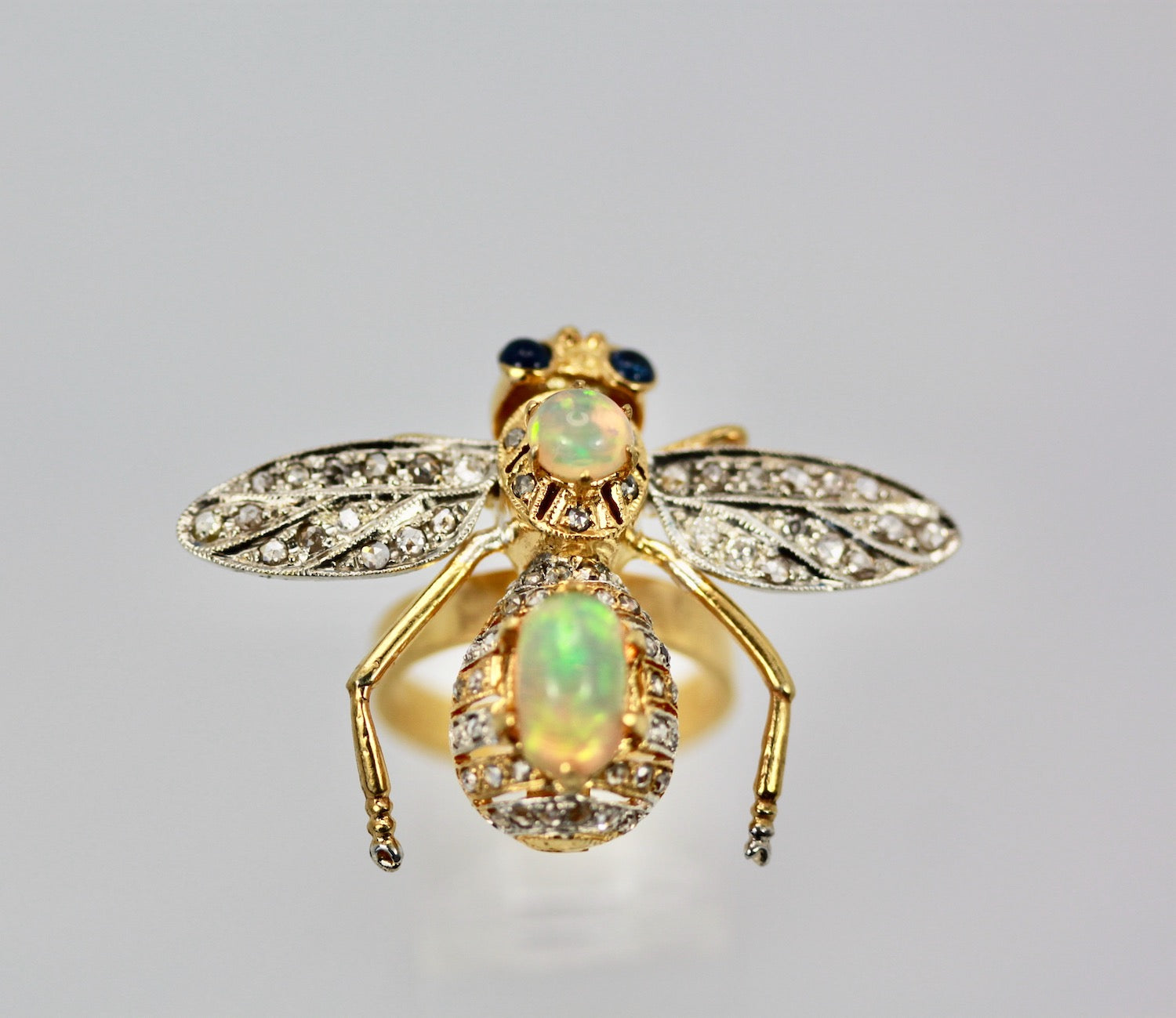 Sapphire opal bee ring