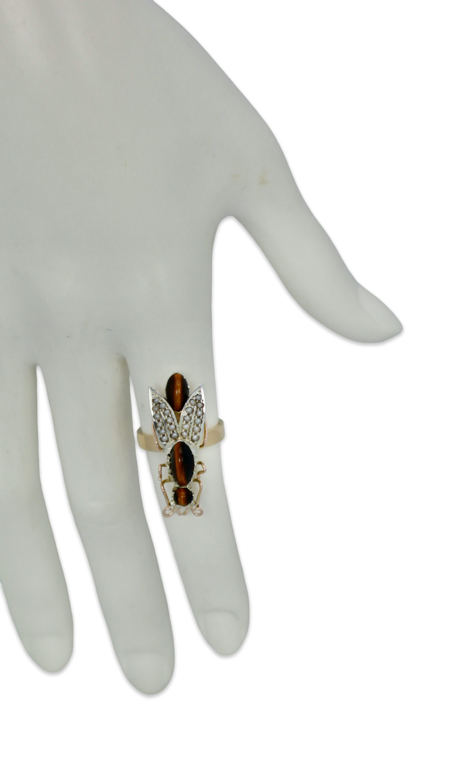 Pearl and tiger’s eye ring