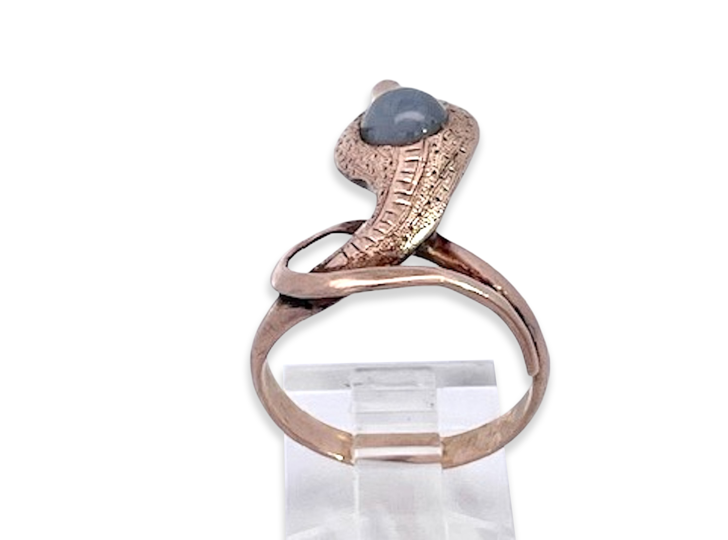 1900s snake ring in yellow gold