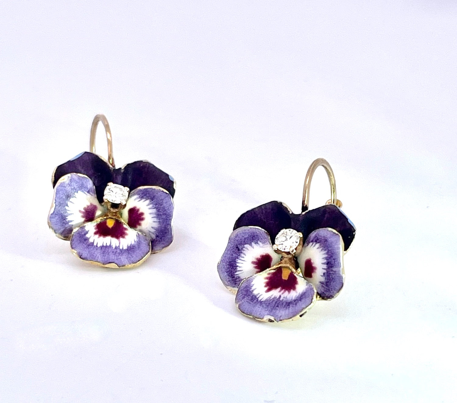 Flower Earrings with Diamond