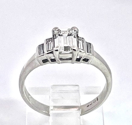 18K White Gold 5 stone Diamond Ring