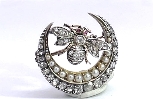 Victorian Diamond Pearl Crescent w/Bee