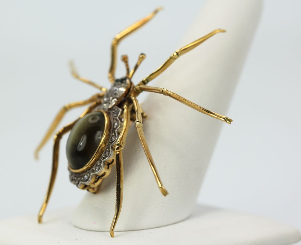 Retro Cat’s Eye Chrysoberyl Spider Brooch – right side