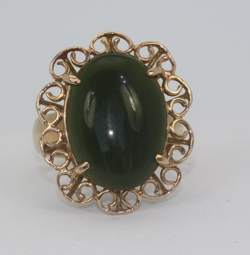 Vintage Jade Ring Circa 1960’S – detail