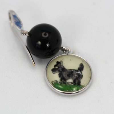 Intaglio Underglass Scottie Dog Pearl & Onyx Earrings - detail