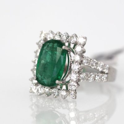 Emerald Diamond Ring - right angle