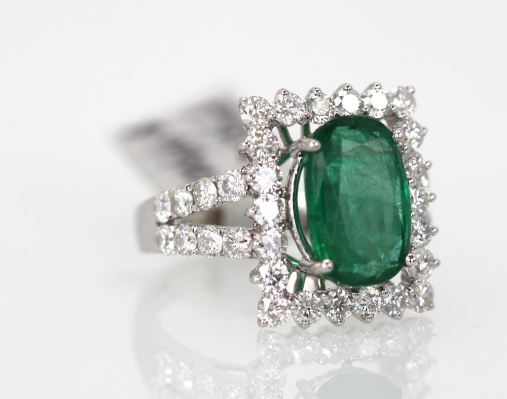 Emerald Diamond Ring – left angle