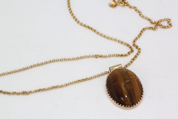 Vintage 18K Tigers Eye Scarab Pendant