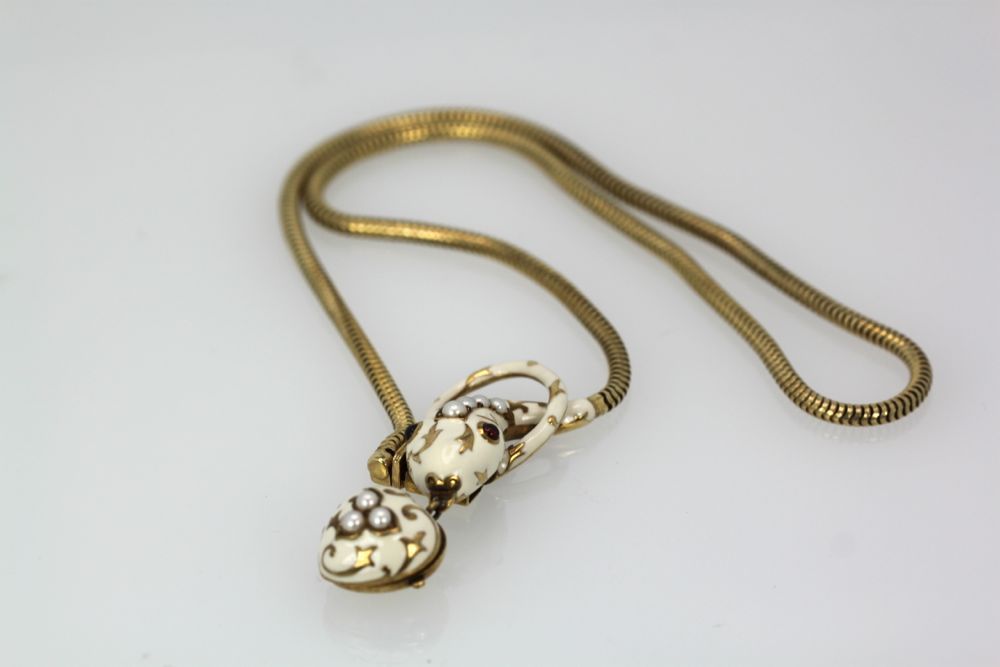Vintage White Enamel Snake 18K Necklace – entire with chain