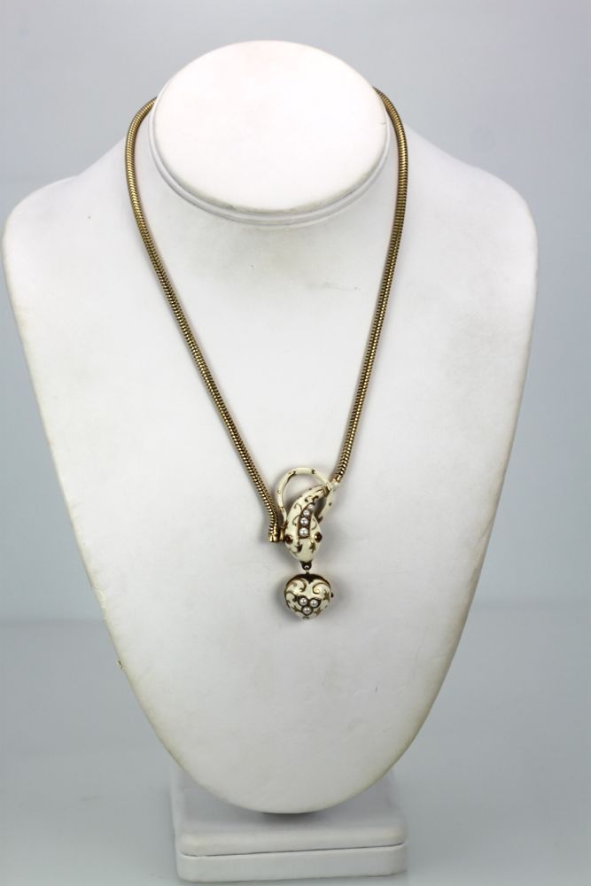Vintage White Enamel Snake 18K Necklace – model