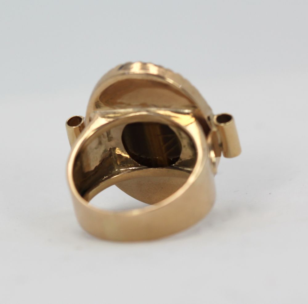 Vintage 18K Golden Tigers Eye Scarab Ring – back