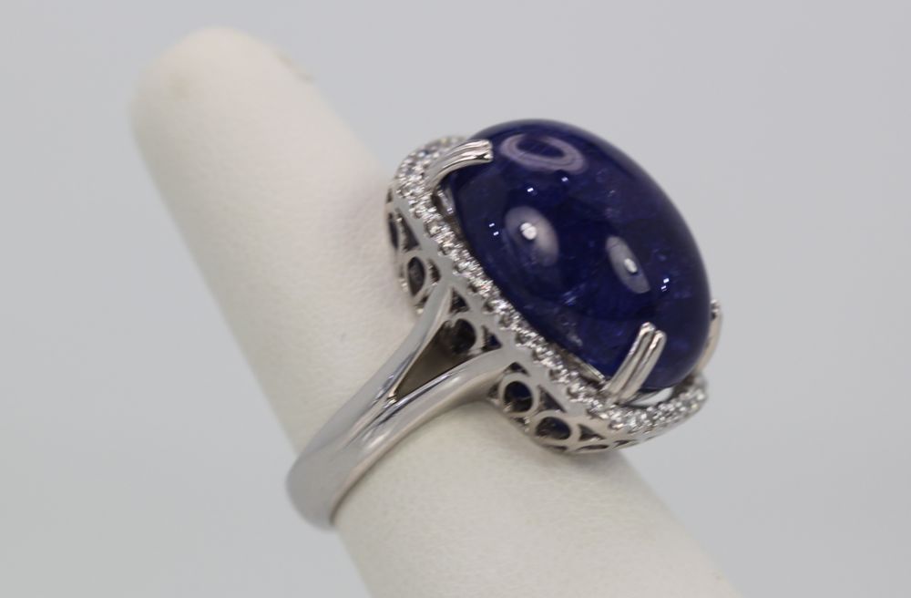 Tanzanite Cabochon High Dome Ladies Ring – left side