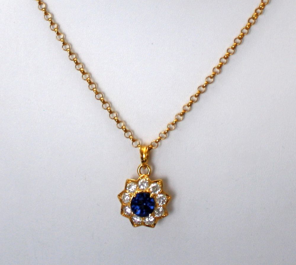 Sapphire & Diamond Pendant – detail