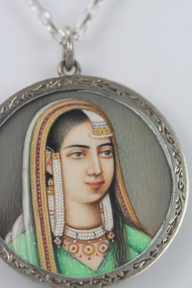 Persian/Indian Hand Painted Portrait Pendant – close up #2