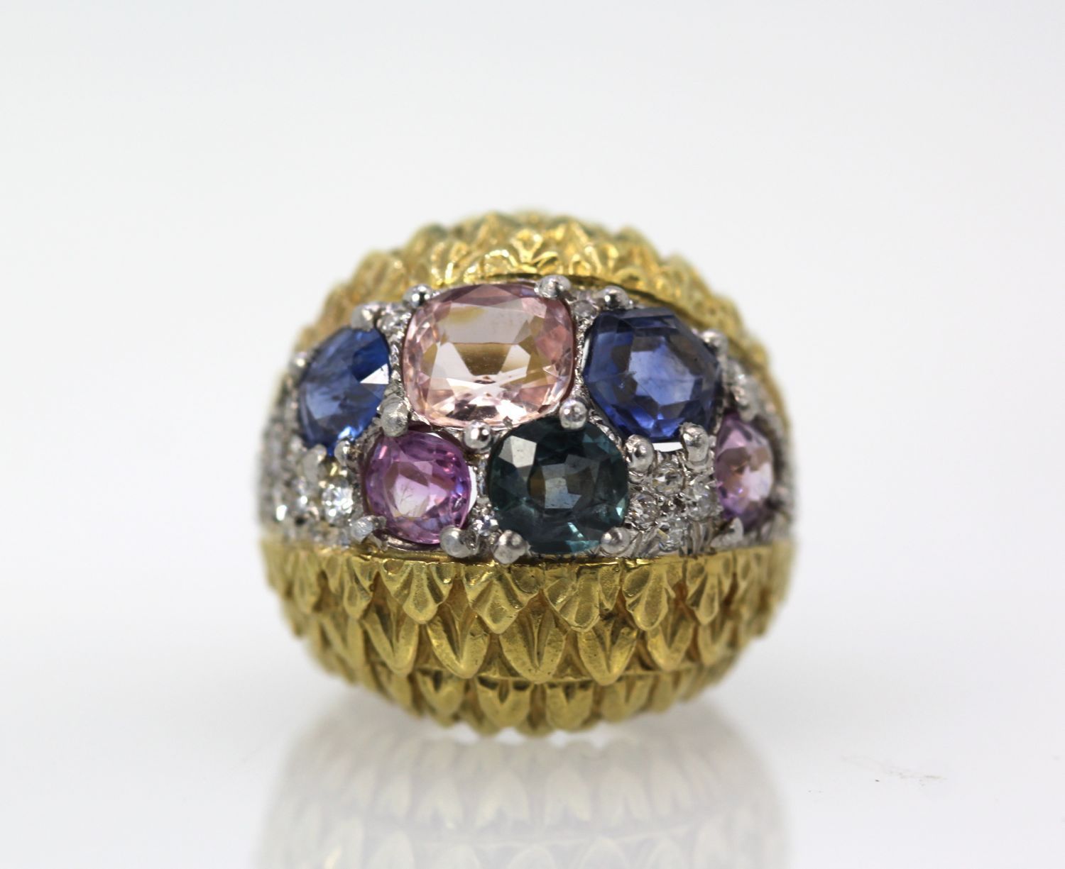 David Webb Fancy Sapphire Bombe Ring – close up #2