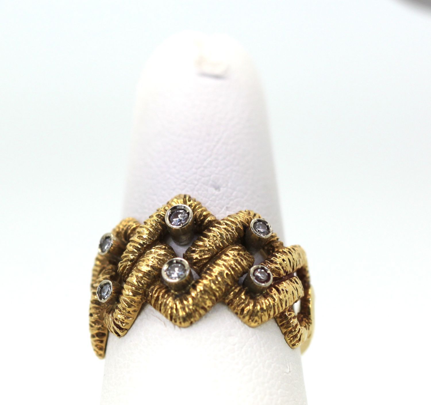 Buccellati Textured Braided 18K Band Ring W/Diamonds – model