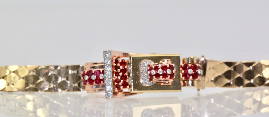 Vintage Retro Swiss Ruby Diamond Ladies Flip Top Watch – close up