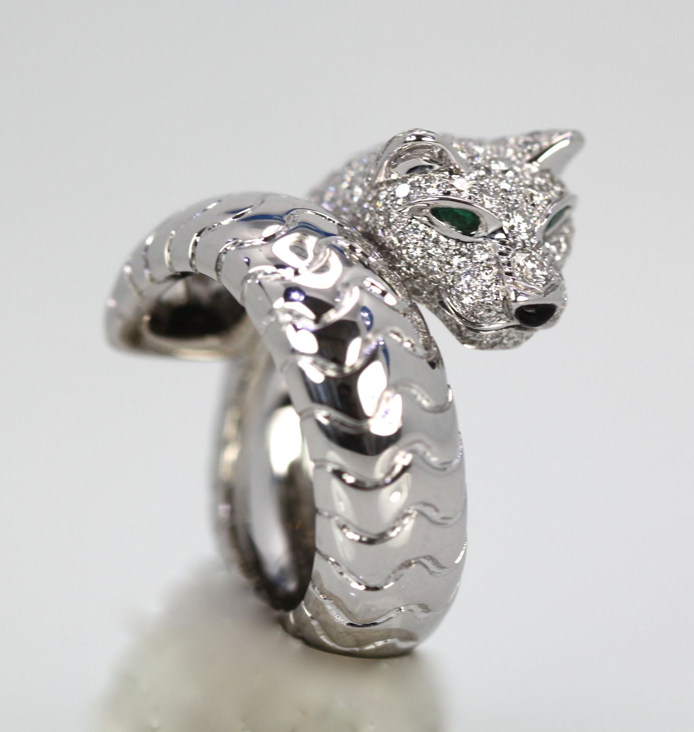 Cartier Panther Diamond Ring – side