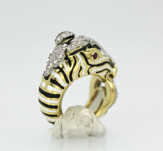 David Webb Diamonds & Rubies Zebra Ring – on stand #2