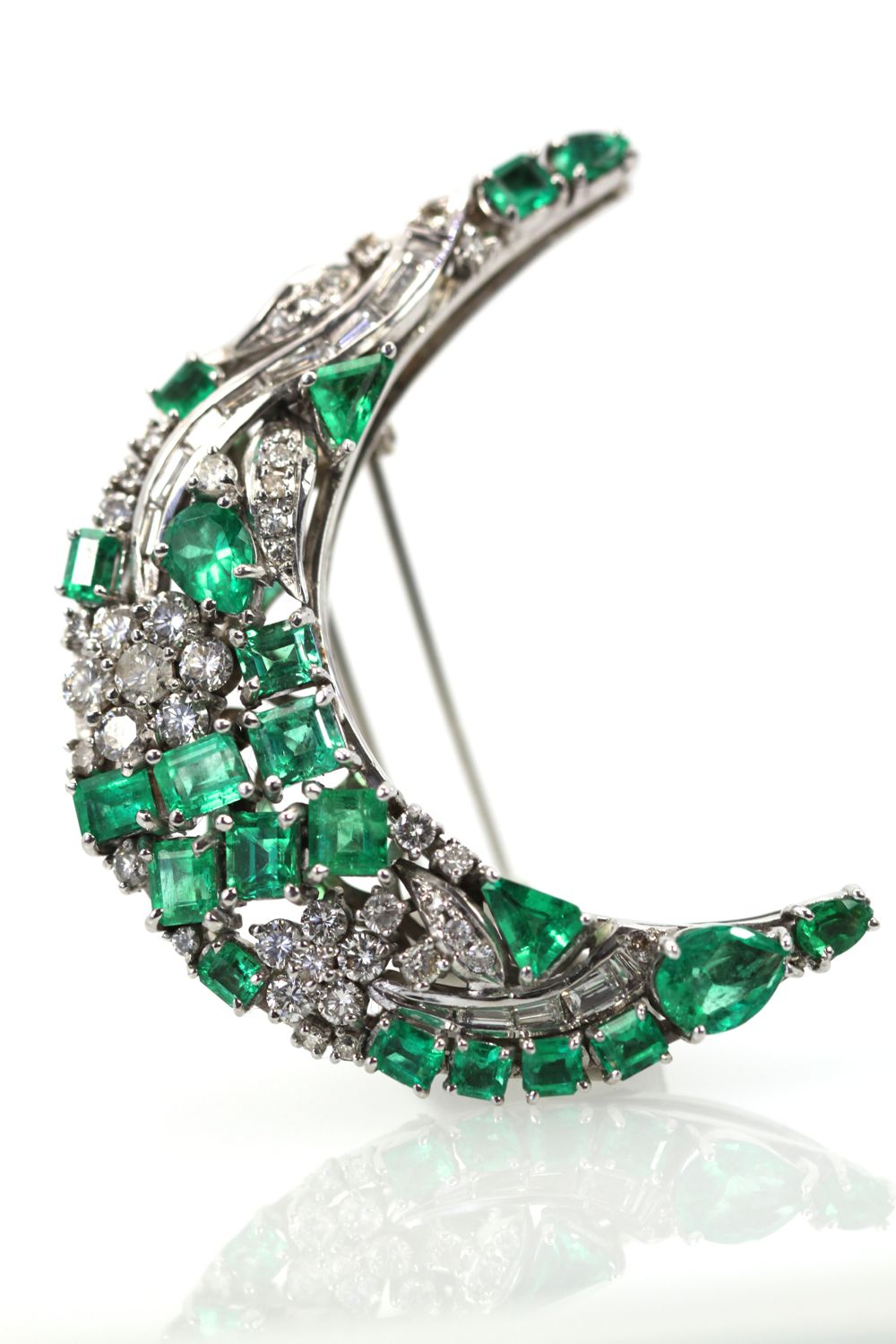 Emerald Diamond Crescent Brooch 14K close up #2