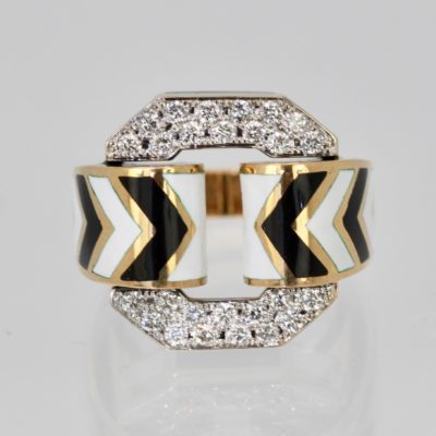 David Webb Zebra Stripe Buckle Diamond Gold Ring - detail