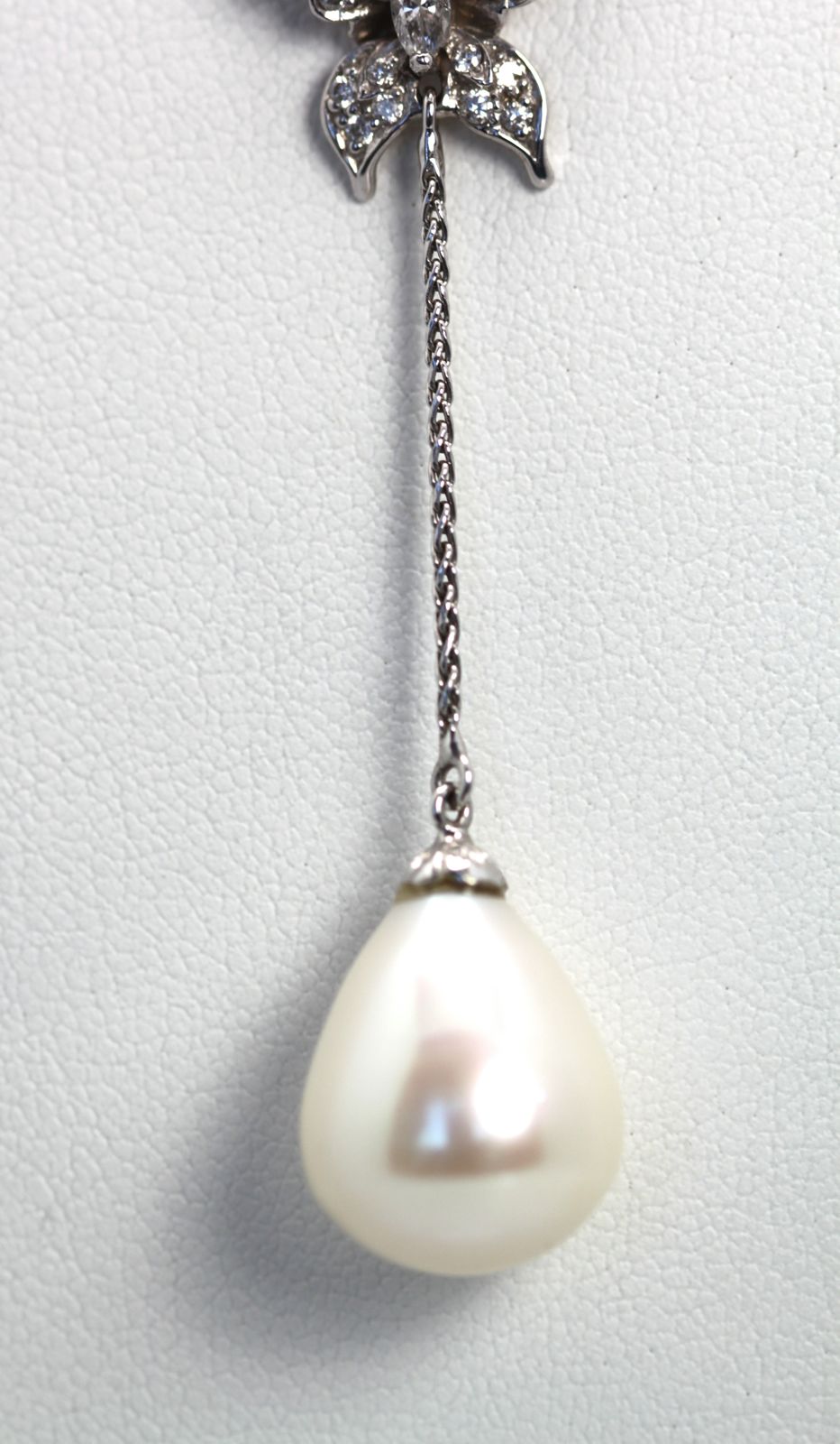 Diamond Butterfly Necklace Drop Pearl 18 Karat #2