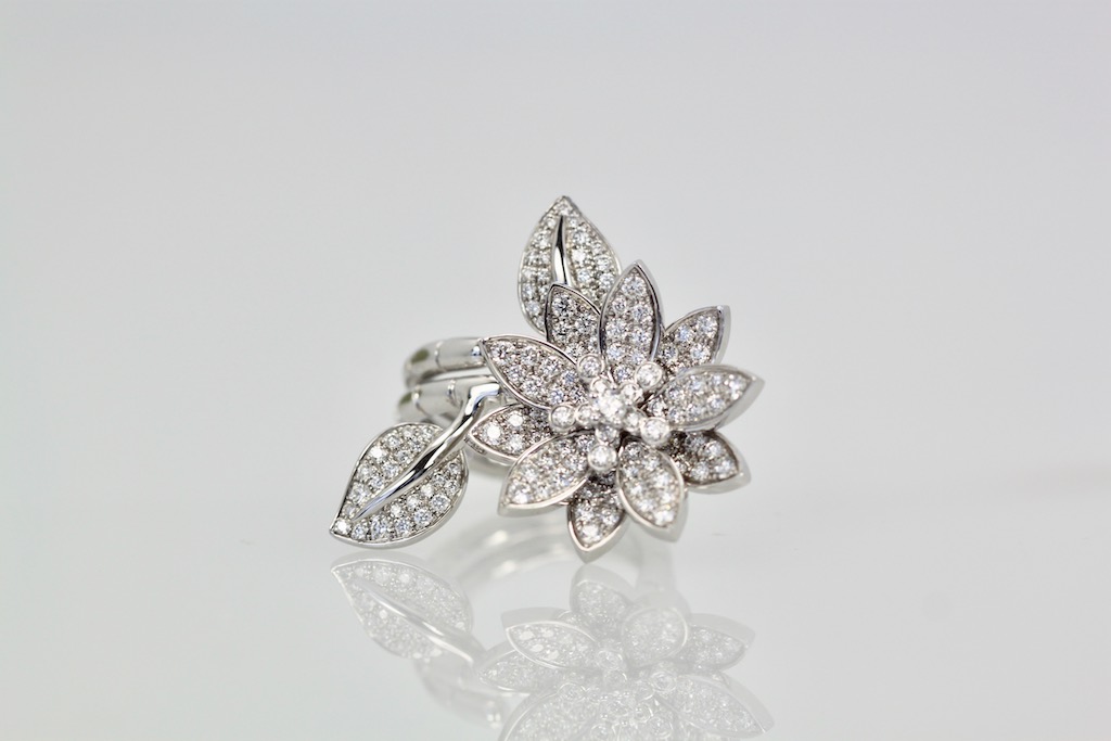 van cleef lotus ring