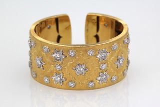 Buccellati Wide Full Diamond Bracelet 18 Karat 5-6 Carats #2