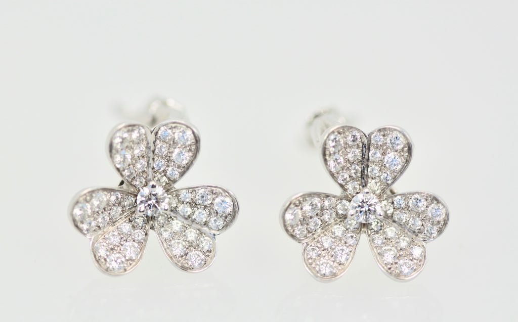 Van Cleef & Arpels Frivole Diamond Earrings 1