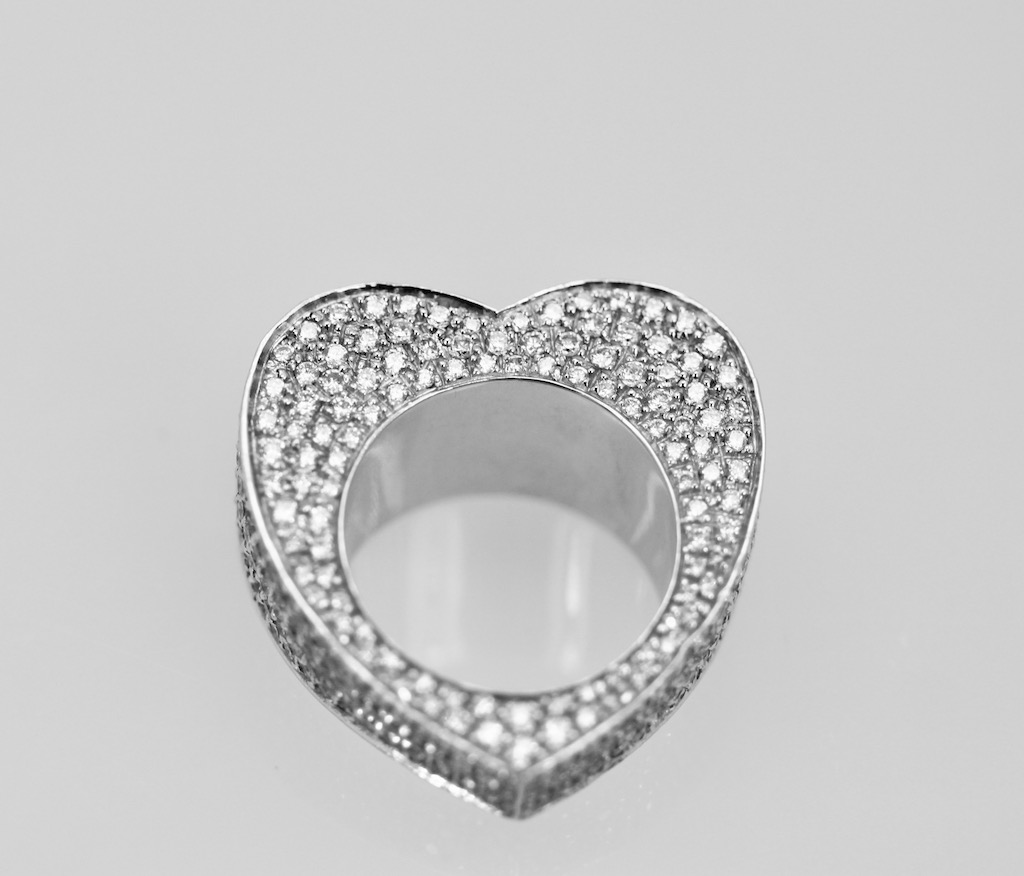 Piaget Full Diamond Heart Ring 18K