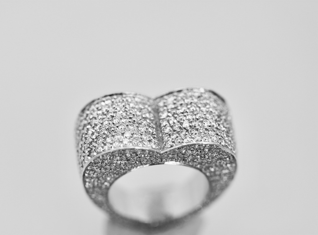 Piaget Full Diamond Heart Ring 18K #2