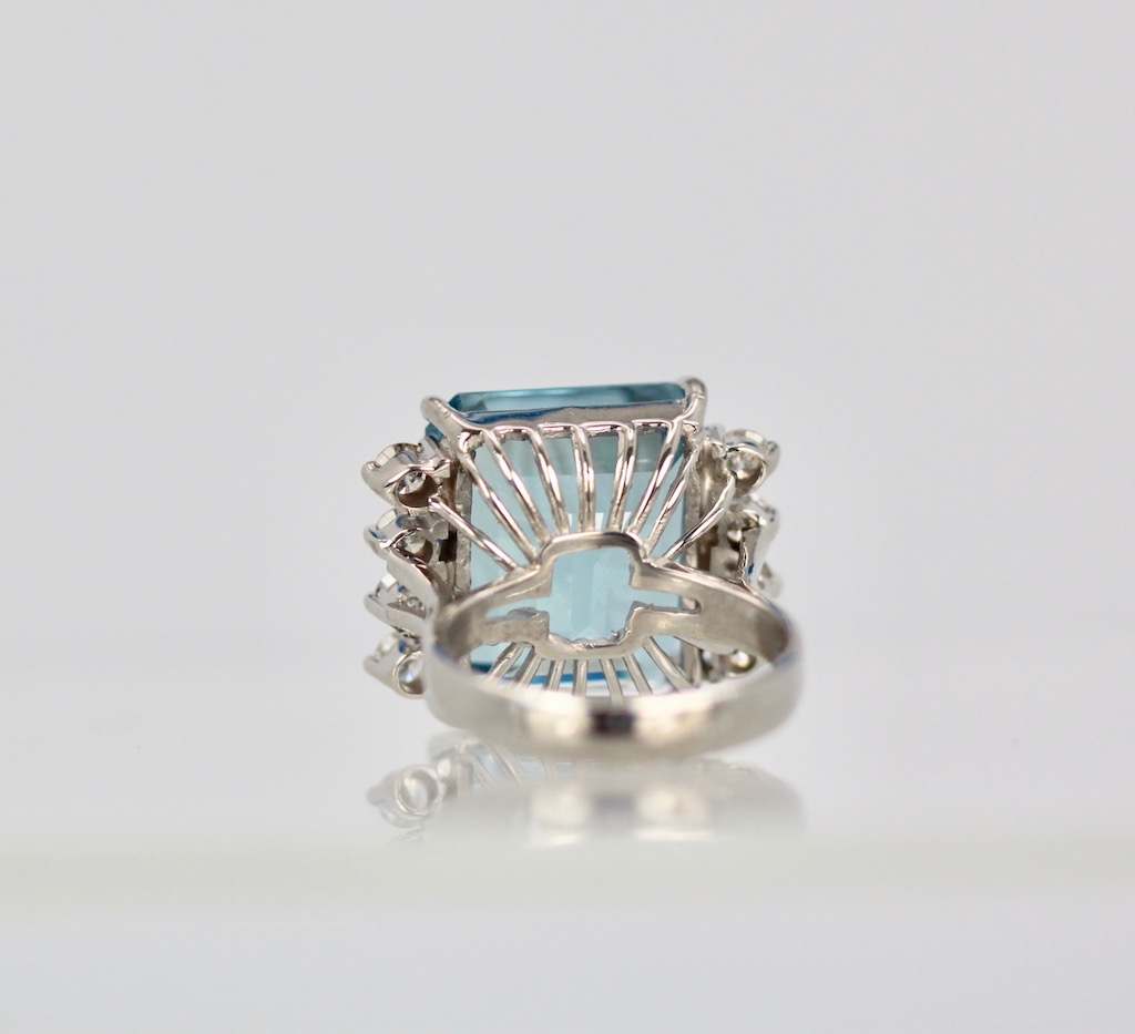 Aquamarine Ring with Diamond side stones back