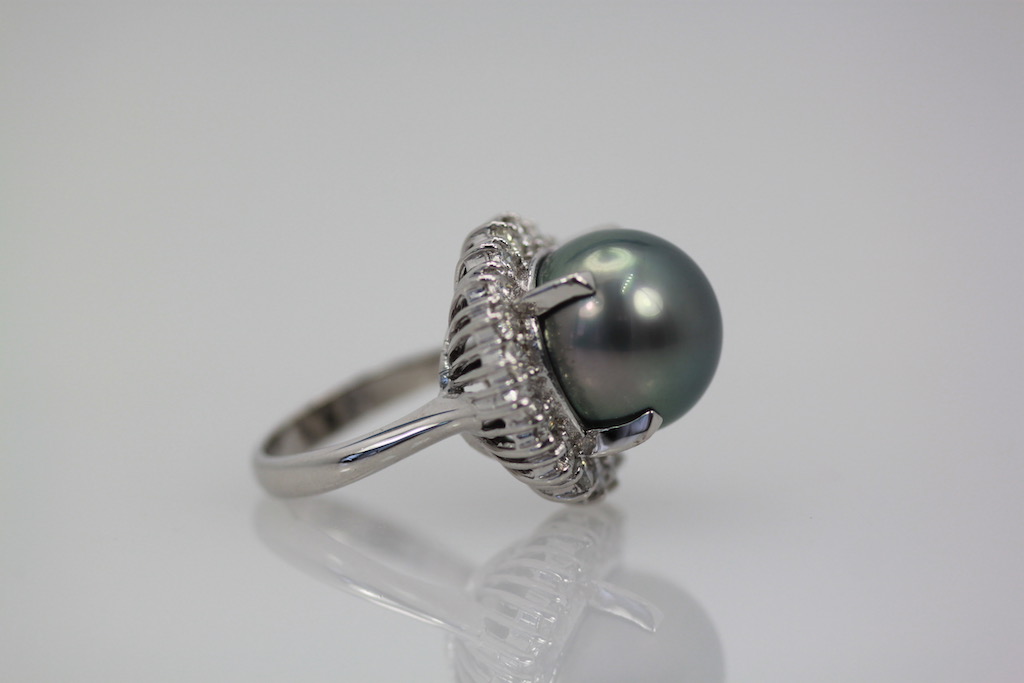 Tahitian South Seas Black Pearl Ring with Diamond surround right side