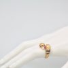 Van Cleef & Arpels Double Swan Ring 18 Karat Emerald Diamond Collar - model side