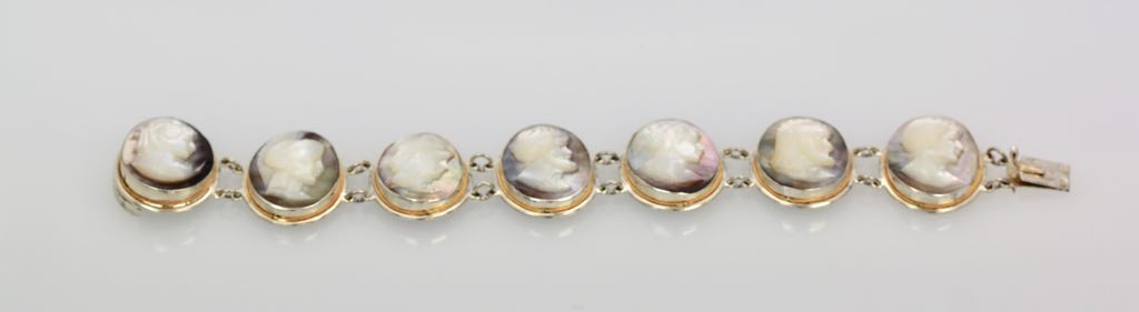 Estate Mother Of Pearl Hand Carved Cameo Bracelet – entire