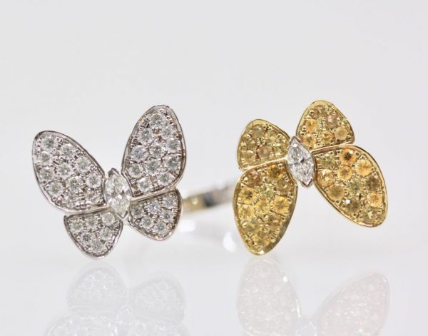 Van Cleef Double Butterfly Ring - close up