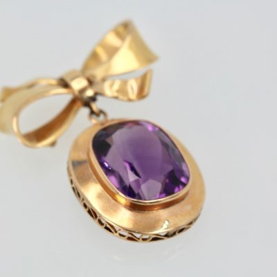 Vintage Amethyst Rose Gold Pendant - angle