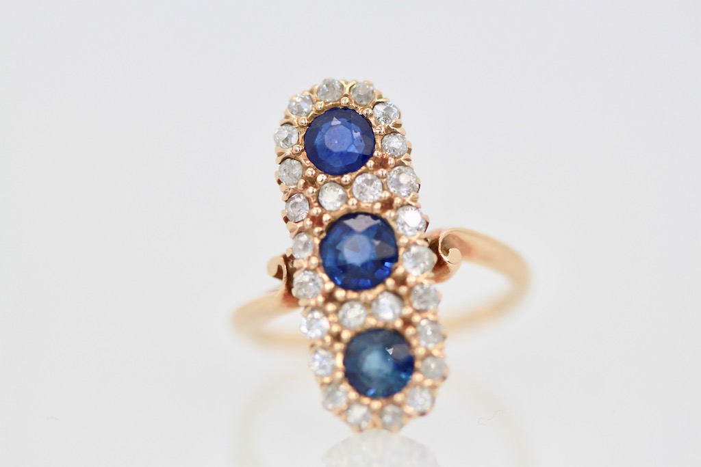 Victorian 3 Sapphire Diamond Lozenge Ring – close up