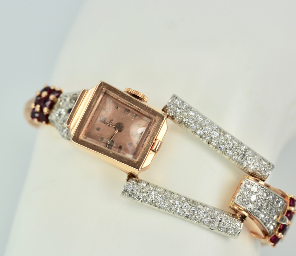 retro 14 Karat Ruby Diamond Watch Ciny Watch Co. Le Noirmont – close up detail
