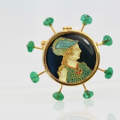 Renaissance Brooch with Emerald accents in 18K Yellow Gold 2