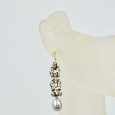 Deco Diamond Pearl Drop Earrings Platinum - model 2