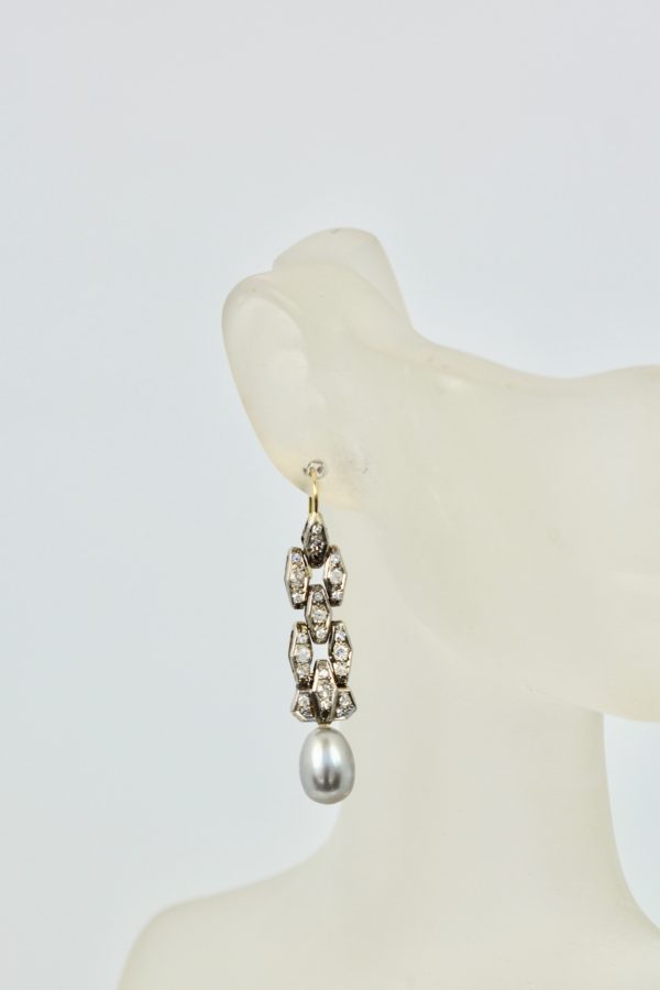 Deco Diamond Pearl Drop Earrings Platinum - model 2